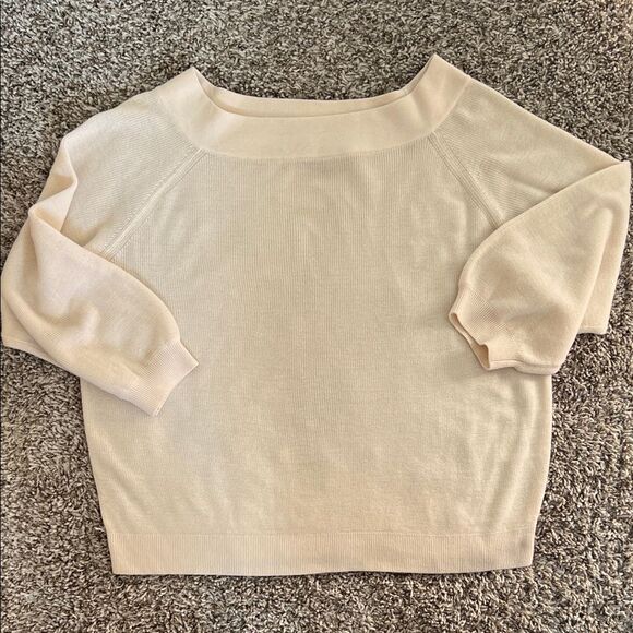 Alice + Olivia Sweaters - Alice + Olivia Elegant Cream Women's 100% Wool Pullover Super Soft in Size M